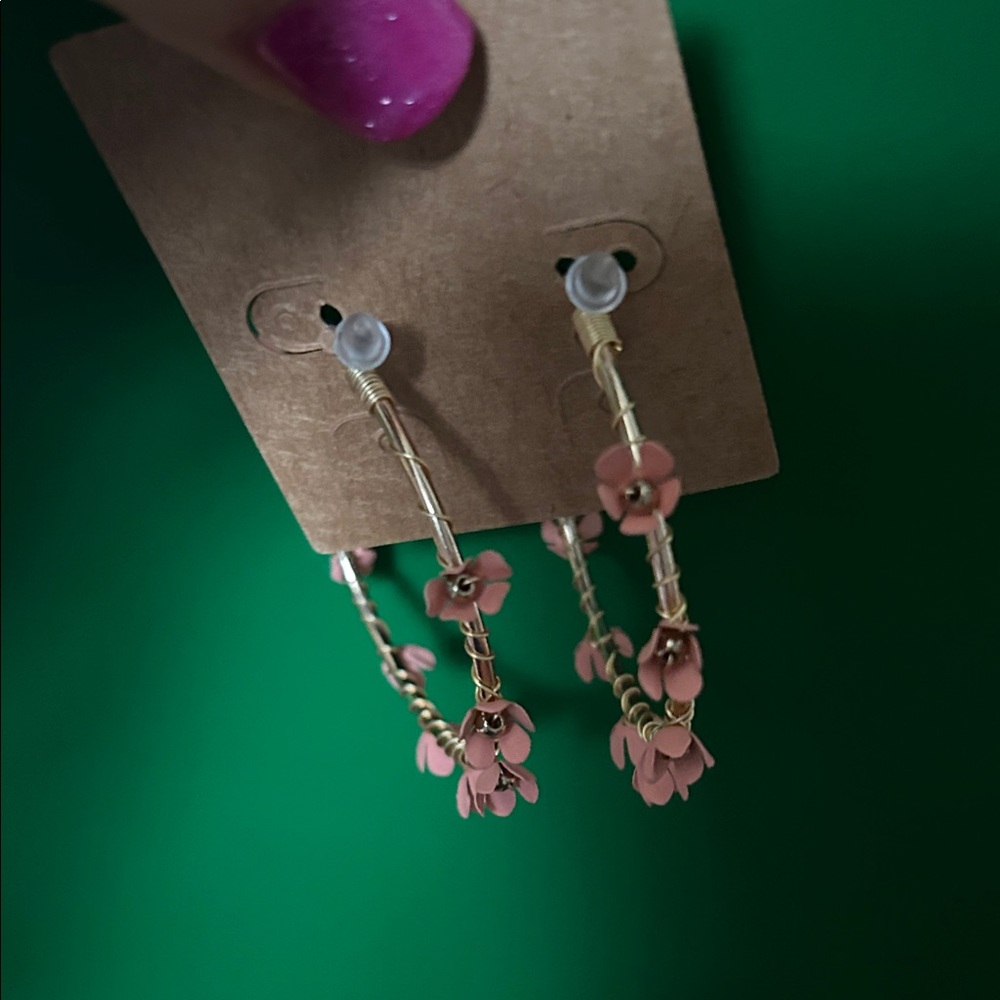 Plunder Gold and Pink Floral Hoop Earrings - Picture 3 of 3